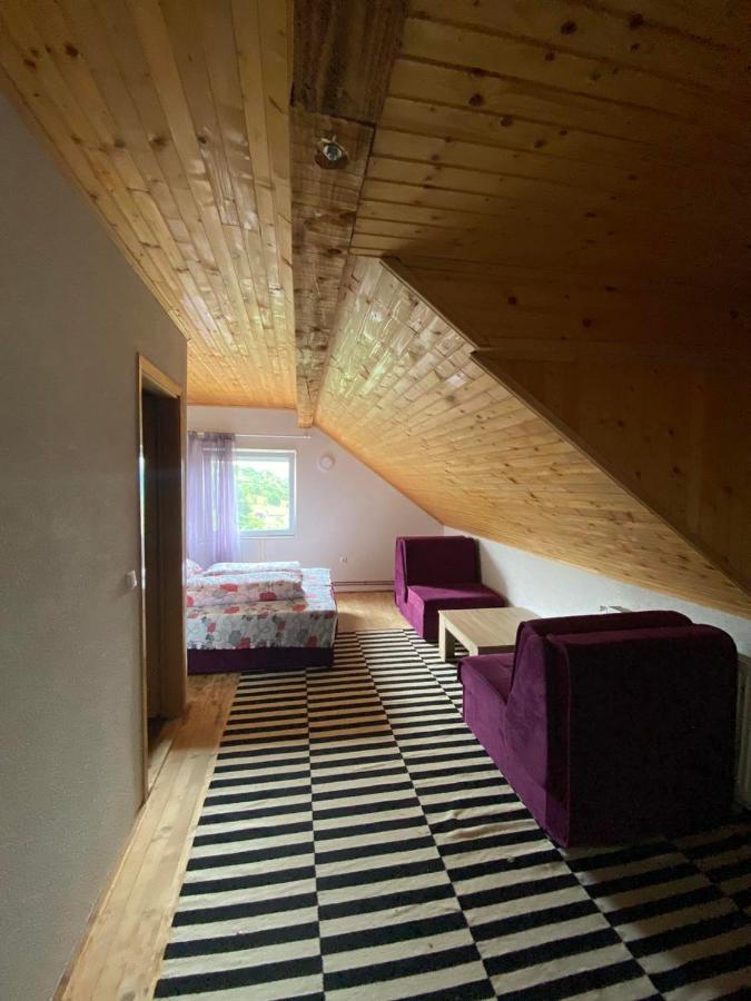 Bed And Breakfast Umoljani ภายนอก รูปภาพ