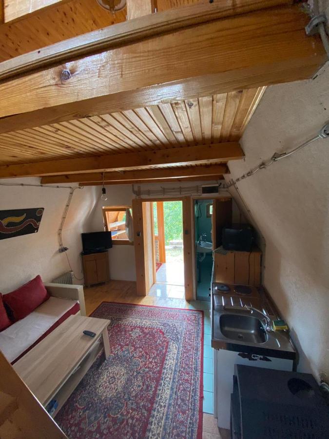 Bed And Breakfast Umoljani ภายนอก รูปภาพ