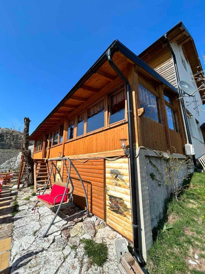 Bed And Breakfast Umoljani ภายนอก รูปภาพ