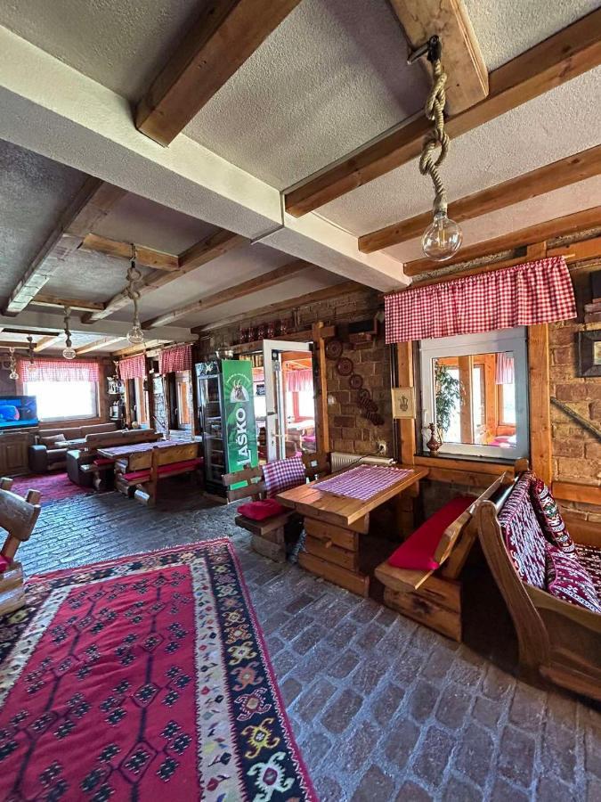 Bed And Breakfast Umoljani ภายนอก รูปภาพ