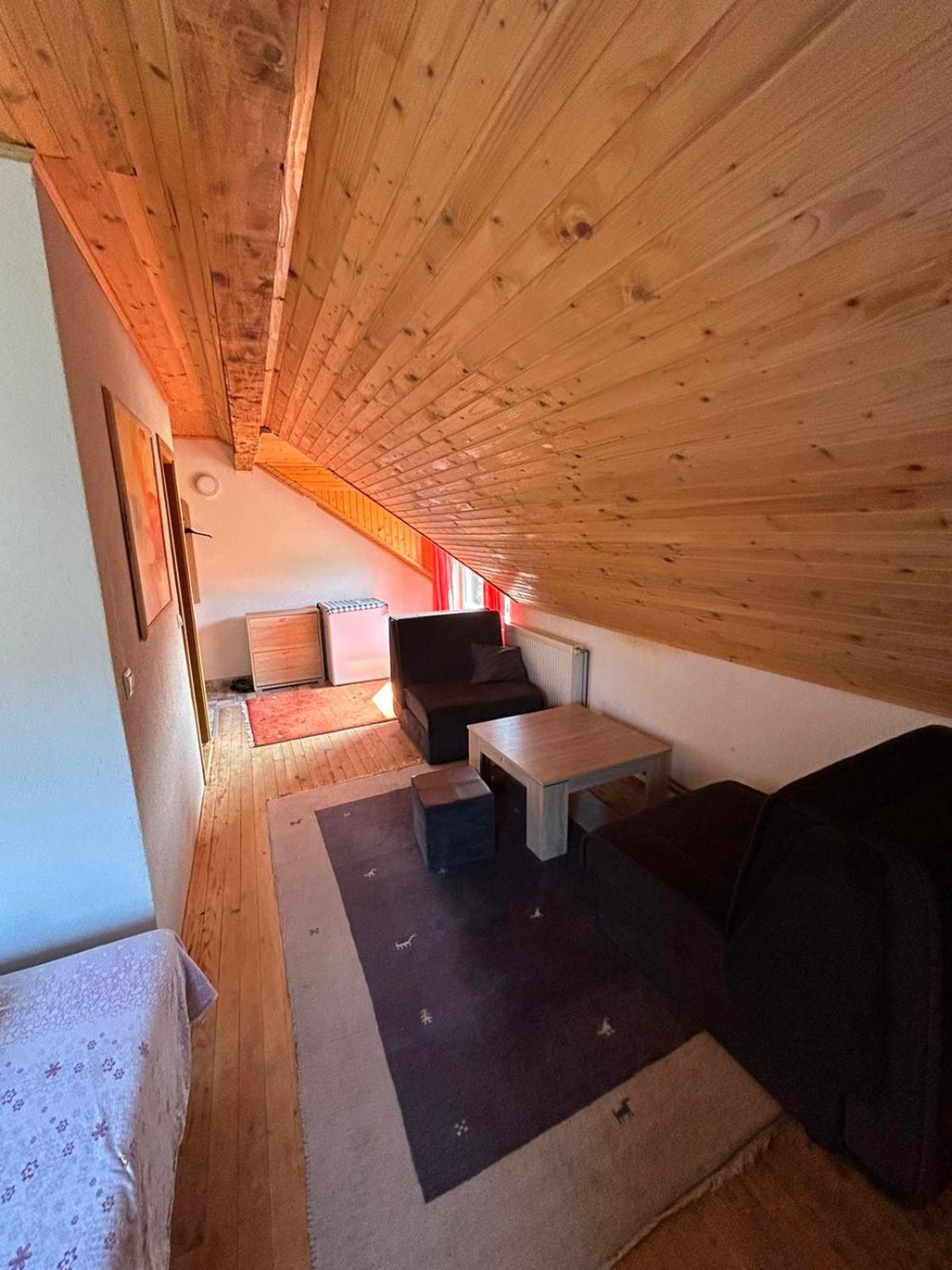 Bed And Breakfast Umoljani ห้อง รูปภาพ