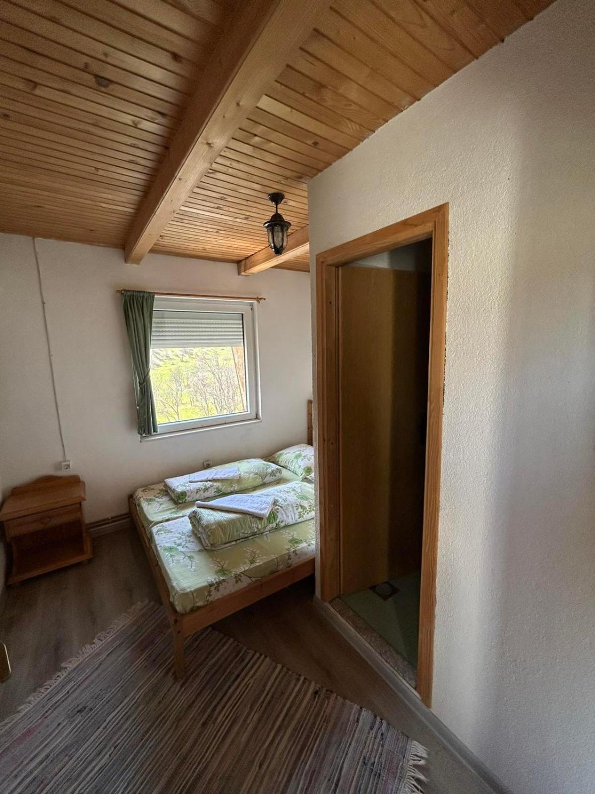 Bed And Breakfast Umoljani ห้อง รูปภาพ
